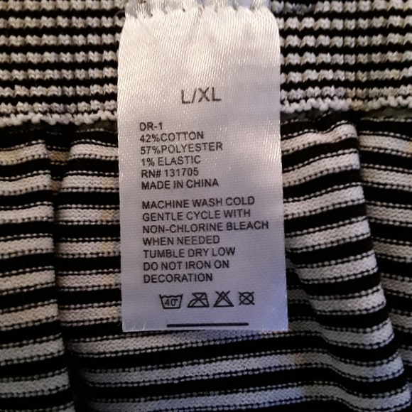 Romeo Me dress women size L/XL strips New - Picture 3 of 4